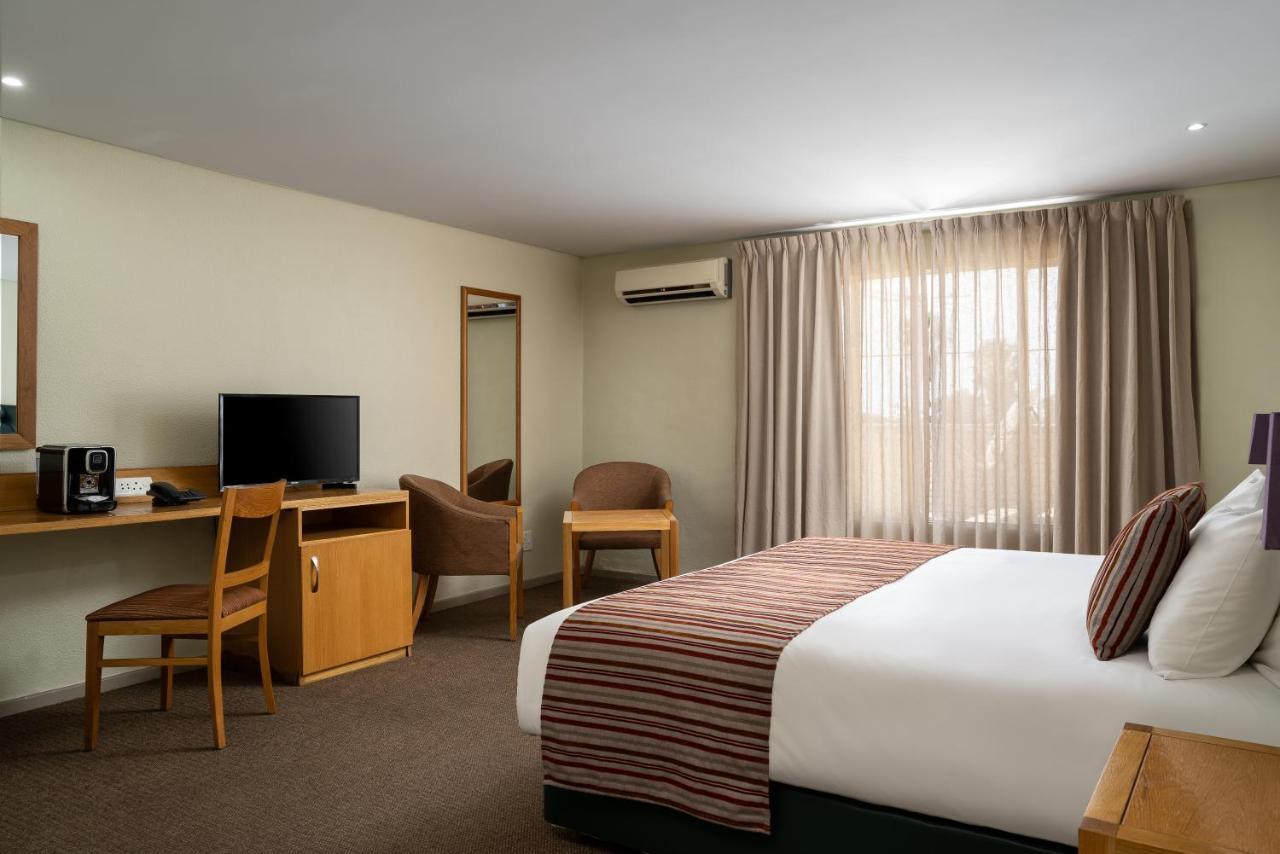 River City Inn Апингтон Экстерьер фото
