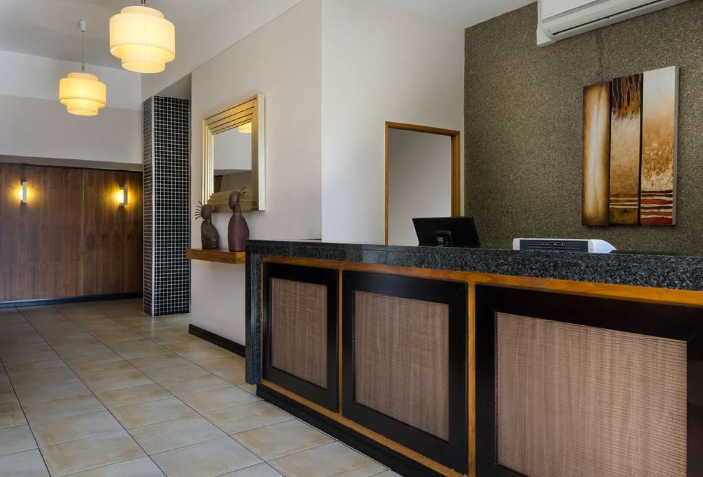River City Inn Апингтон Интерьер фото