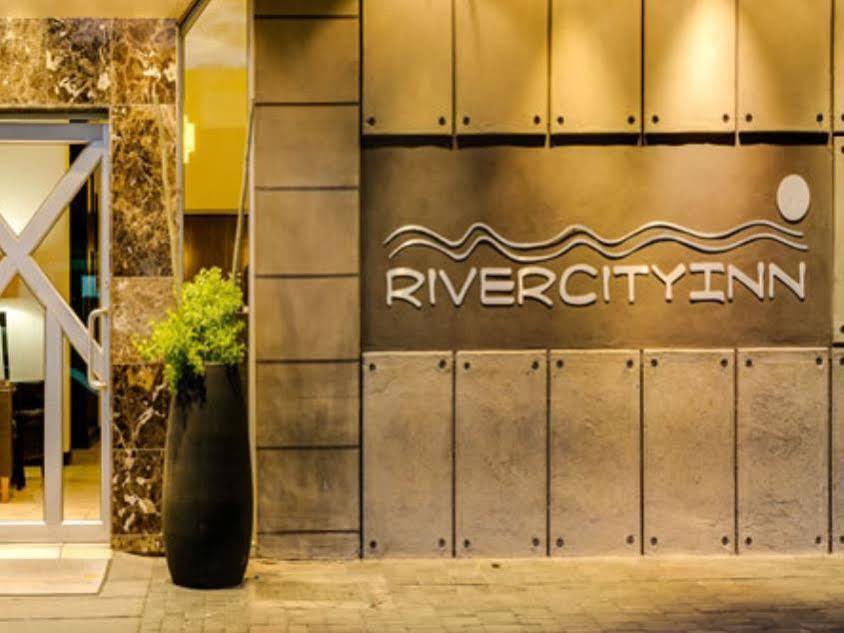 River City Inn Апингтон Экстерьер фото
